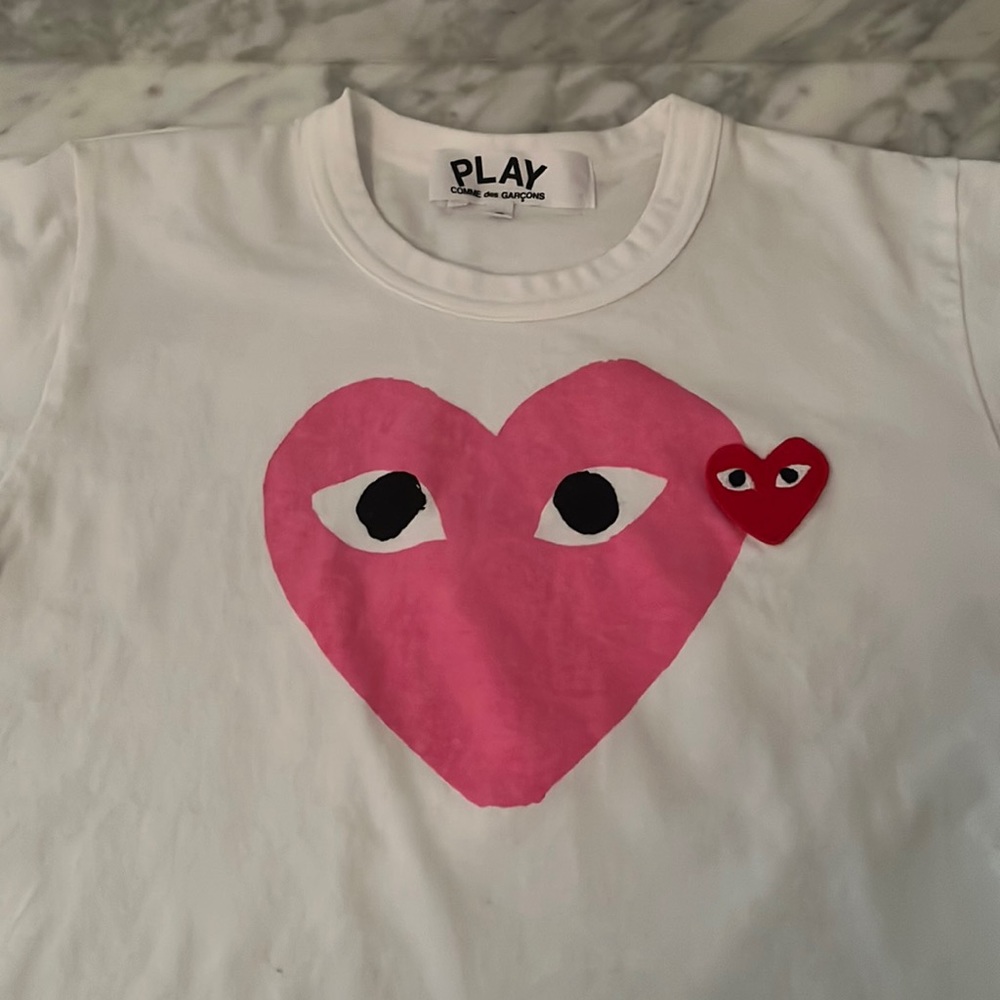 Comme des Garçon Tshirt!Worn only once! Looks brand new!pristine condition Small